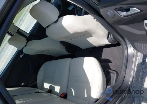 2018 Ford Focus Titanium from USA, damaged, VIN 1FADP3J22JL314642